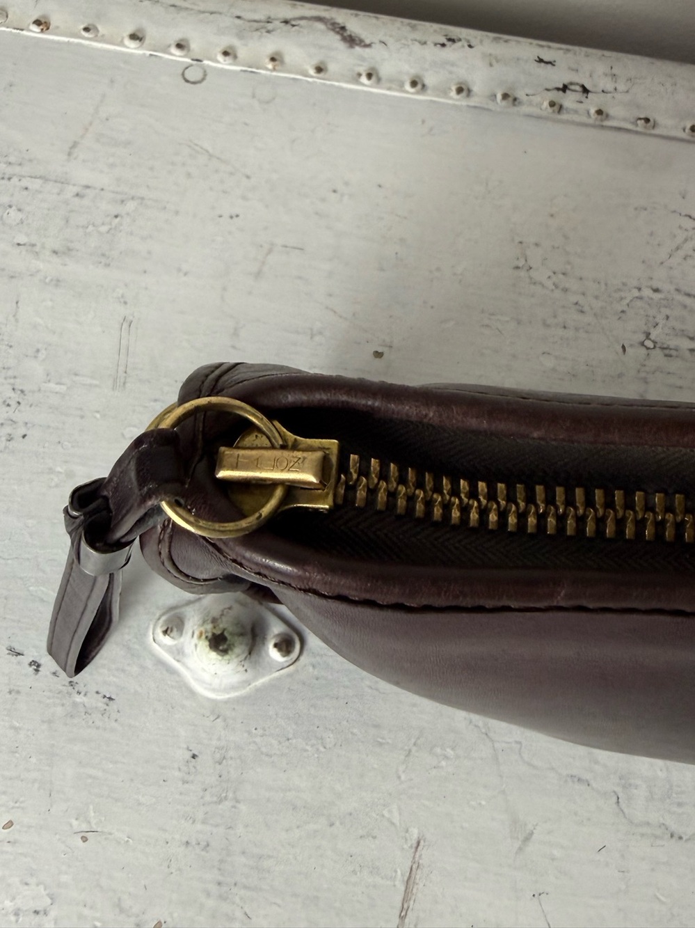 Vintage Coach Essential Basic Burgundy Crossbody Clutch Bag NYC 1970’s - Picture 5 of 13